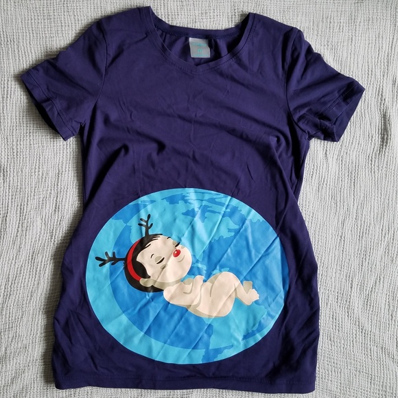 Mamagama Santa's Little Helper Maternity Tee - Picture 1 of 3